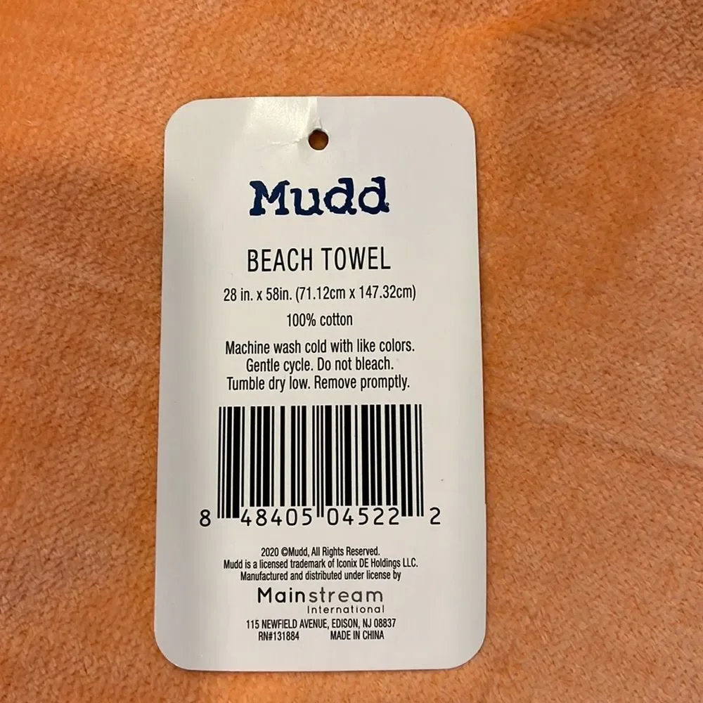 NWT Mudd beach towel